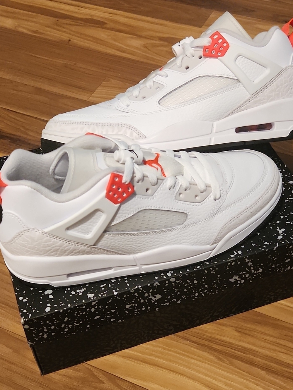8.5m | 10w Nike Air Jordan Spizike Low White Bright Crimson IQ0305-100 New w box